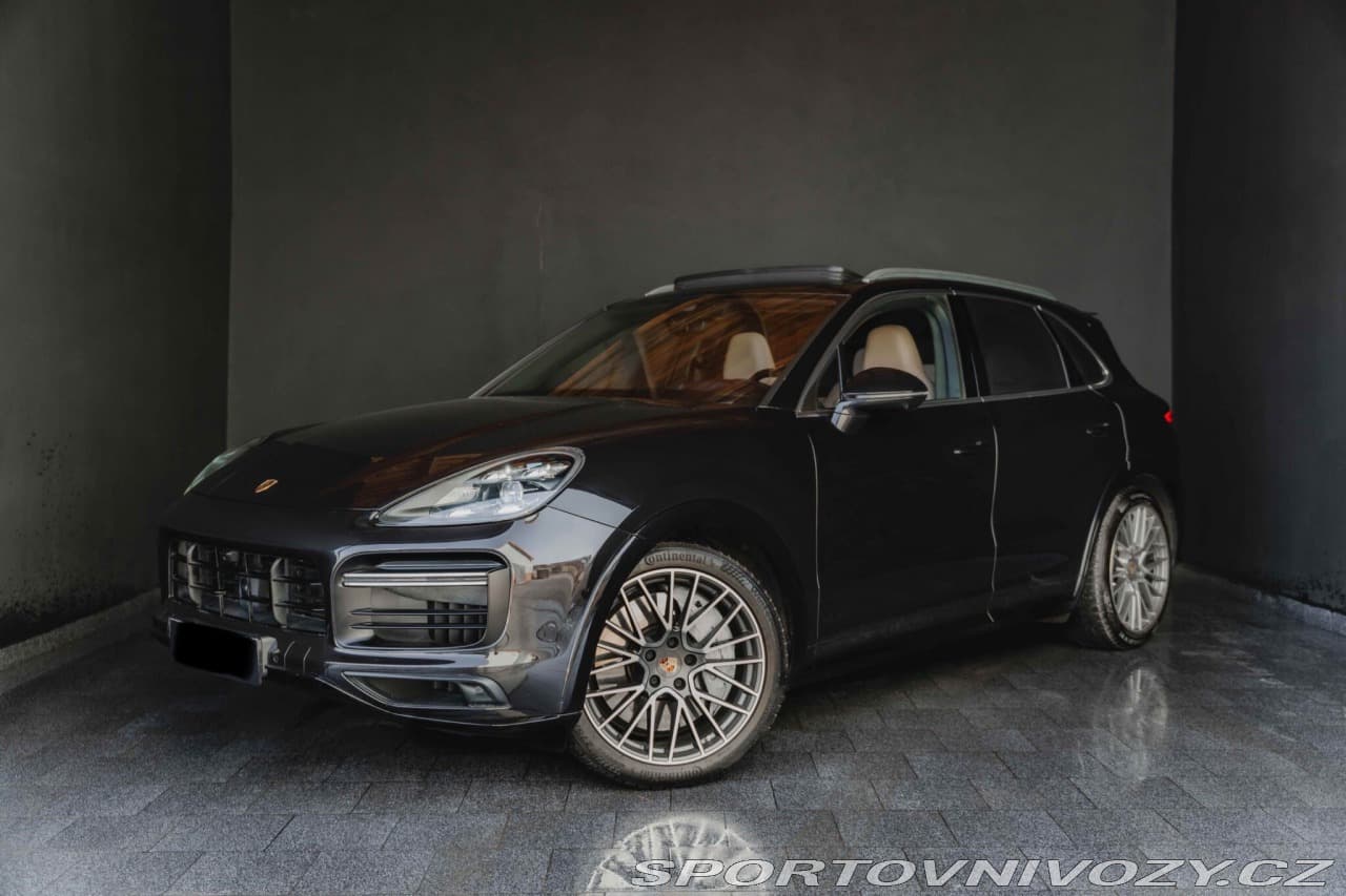 2019 Porsche CAYENNE