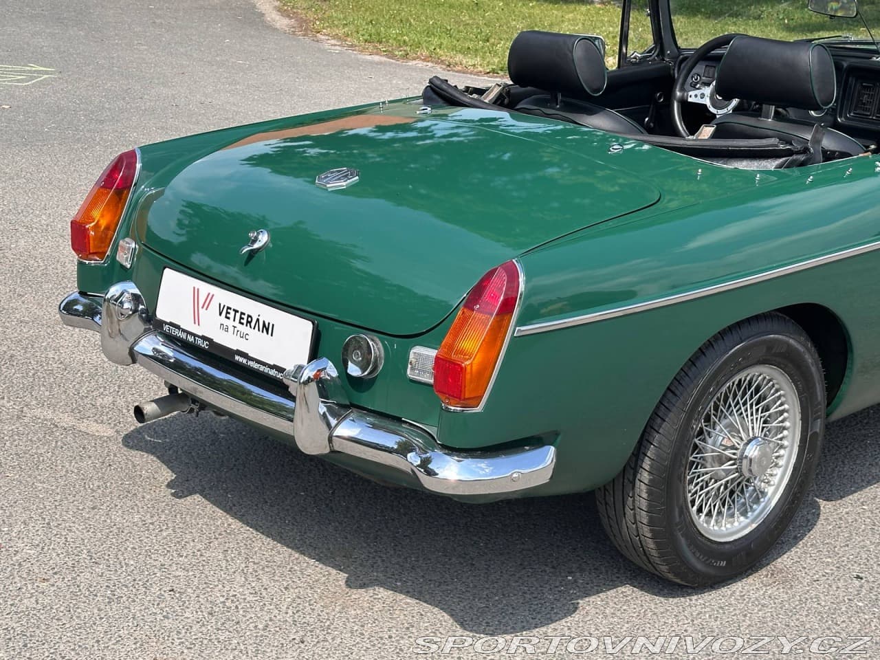 1977 MG MGB - 12