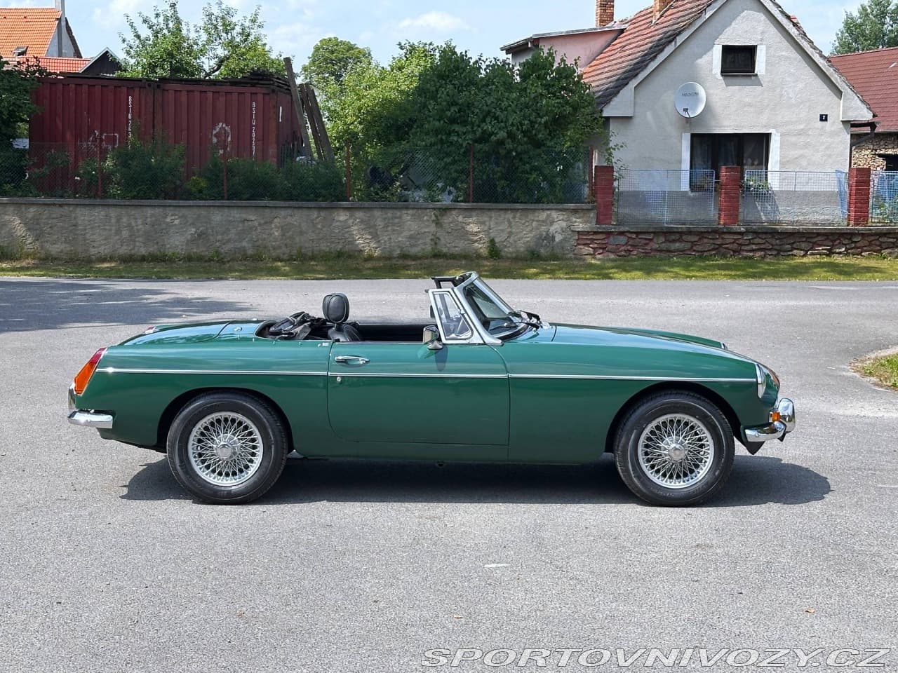 1977 MG MGB - 2