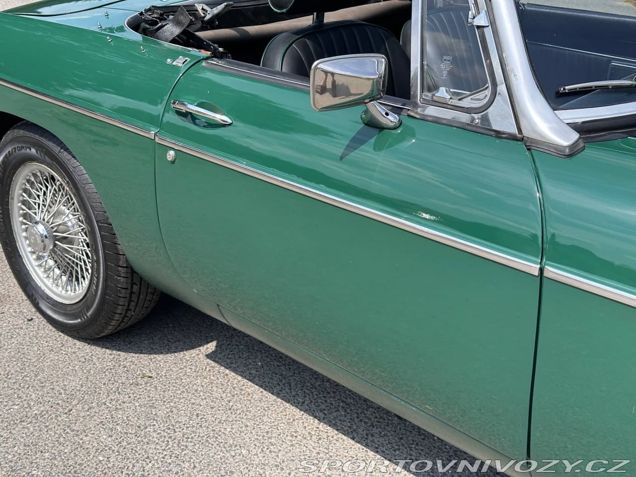 1977 MG MGB - 20