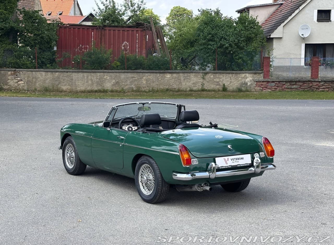 1977 MG MGB - 4