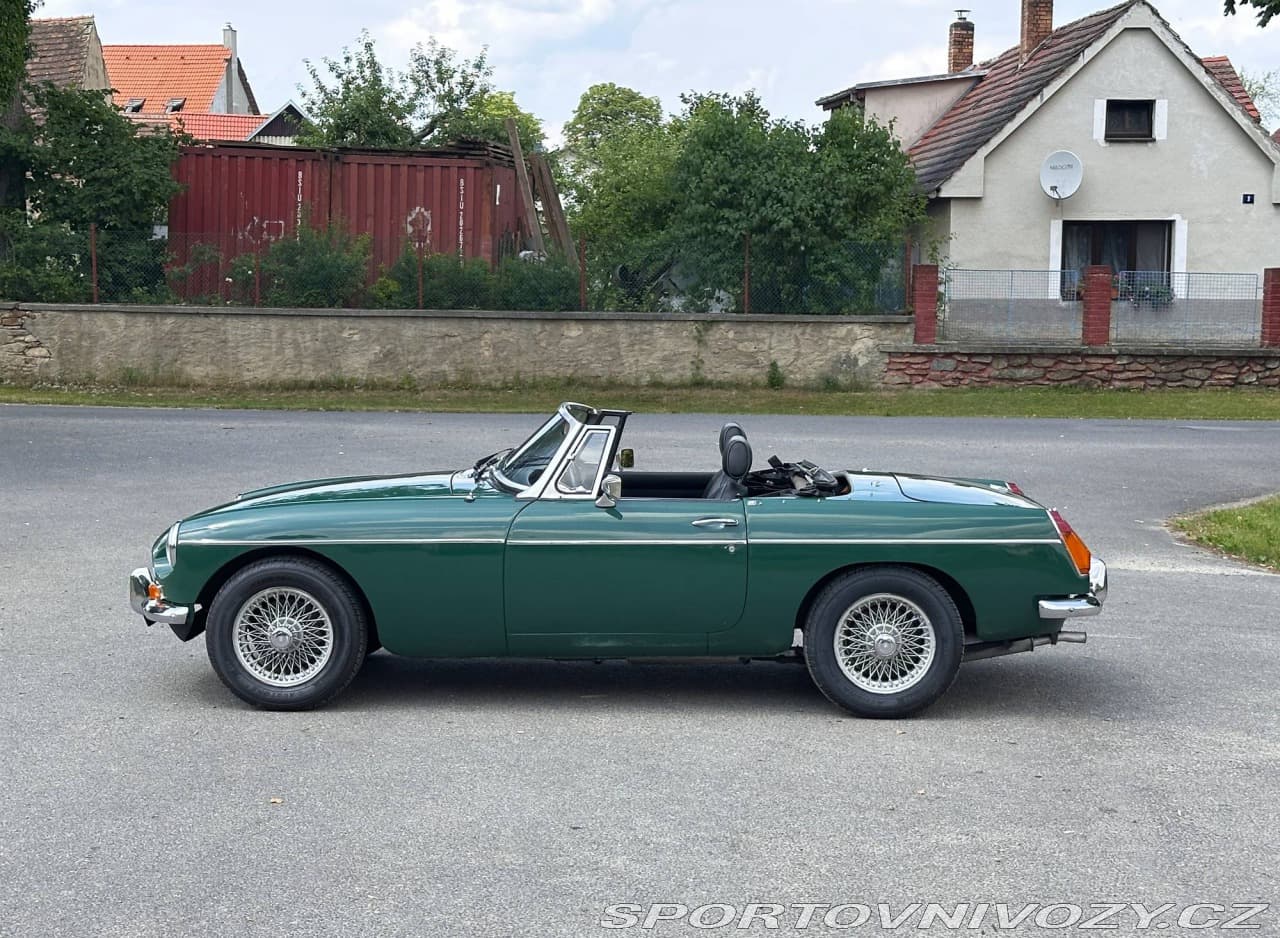 1977 MG MGB - 5