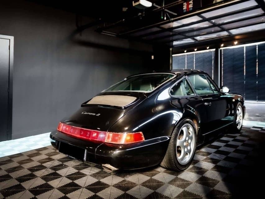 1991 Porsche CARRERA - 4
