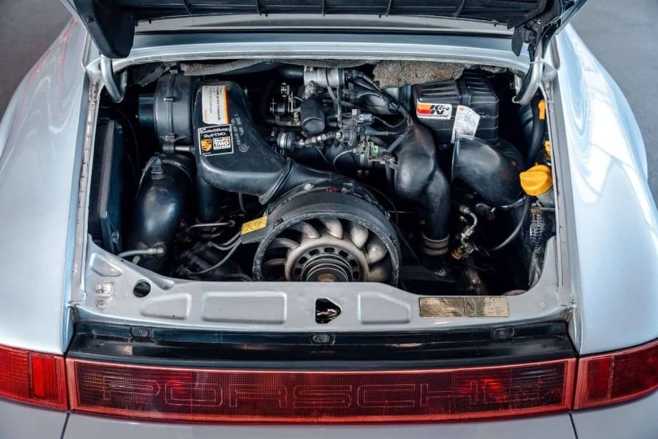 1990 Porsche CARRERA - 11