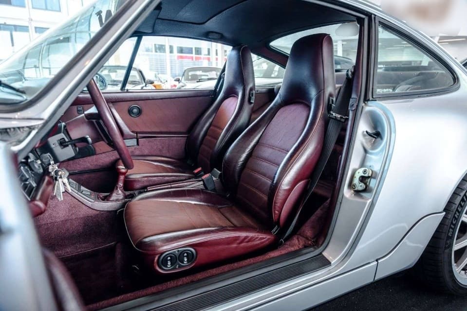 1990 Porsche CARRERA - 13