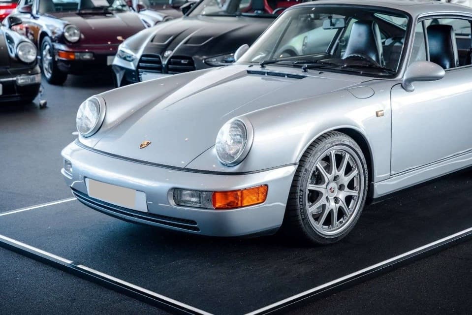 1990 Porsche CARRERA - 9
