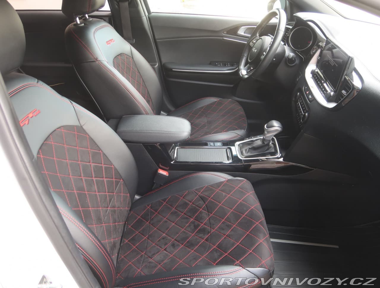 2022 Kia PROCEED - 9