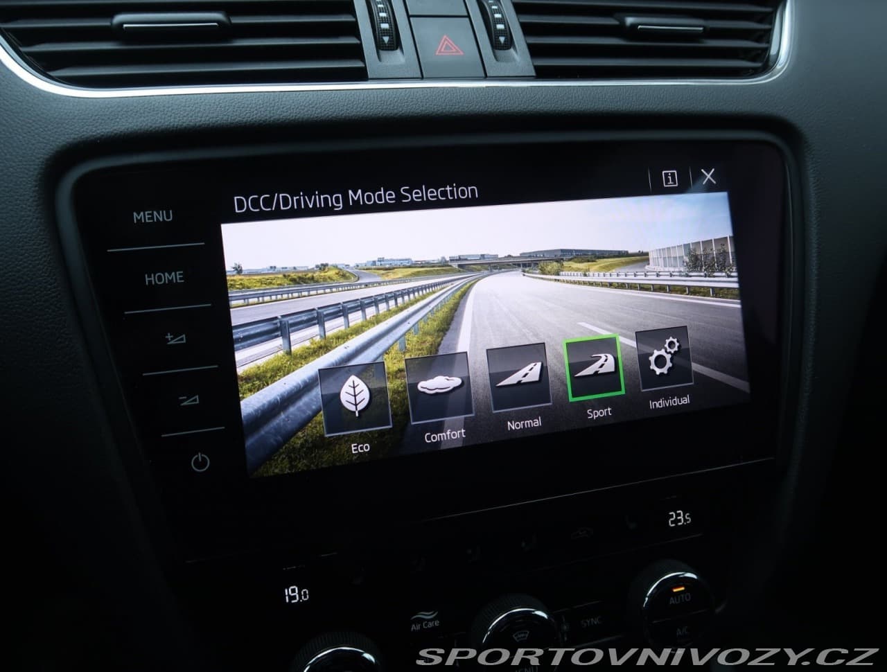 2018 Škoda OCTAVIA - 16