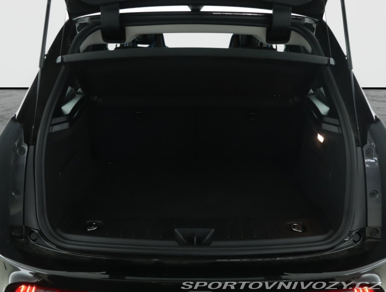 2019 BMW i3 - 14