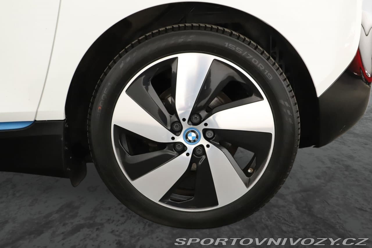 2018 BMW i3 - 12