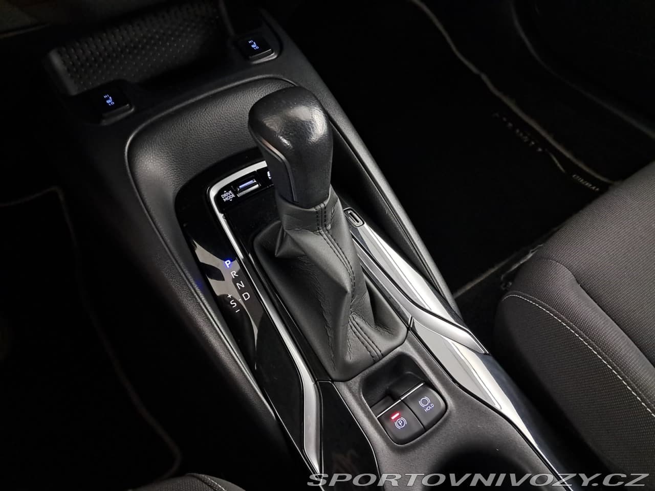 2022 Toyota COROLLA - 16