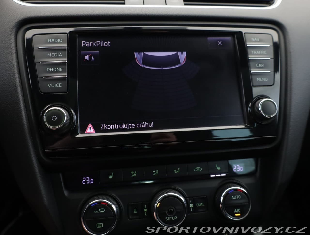 2014 Škoda OCTAVIA - 11
