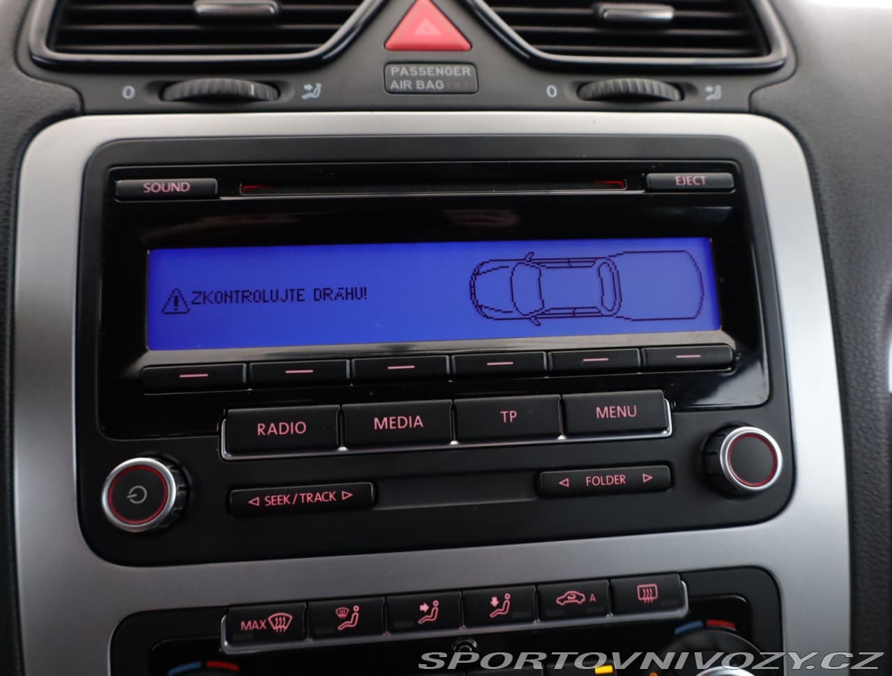 2011 Volkswagen SCIROCCO - 11
