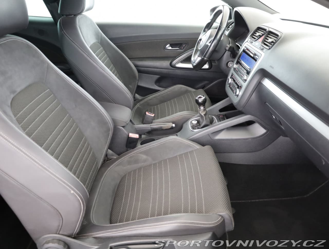 2011 Volkswagen SCIROCCO - 7