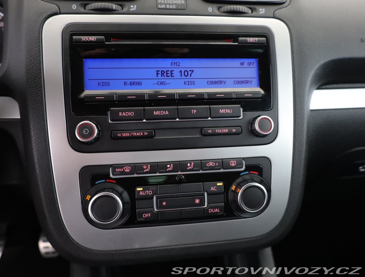 2011 Volkswagen SCIROCCO - 9