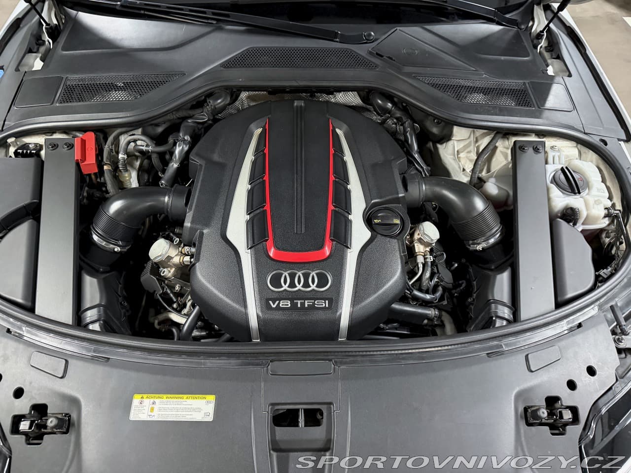 2014 Audi S8 - 19