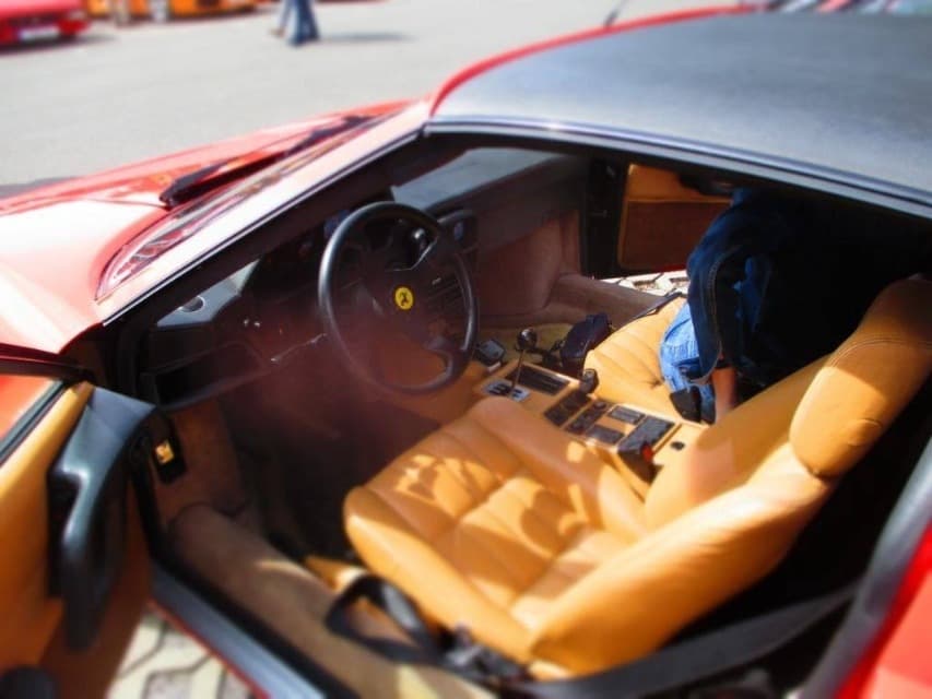 1989 Ferrari 328 - 9