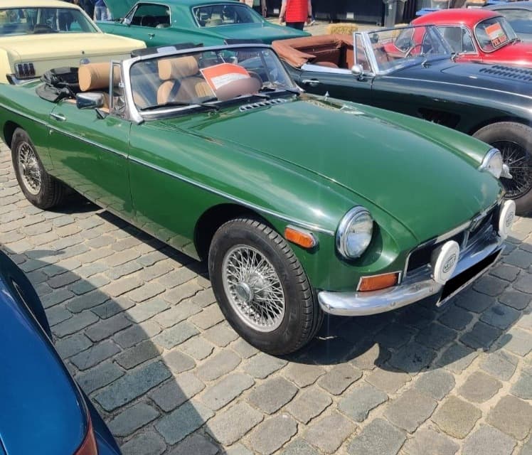 1976 MG MGB - 5