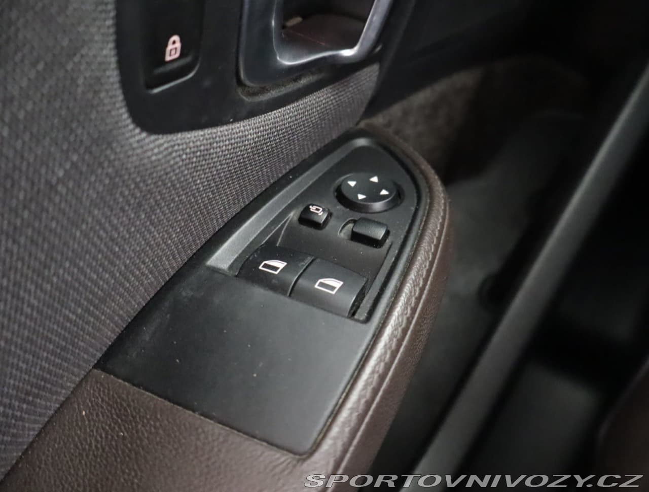 2020 BMW i3 - 15