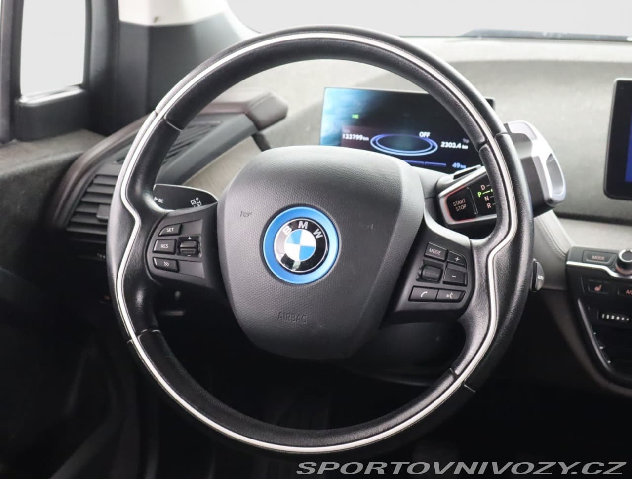 2020 BMW i3 - 17