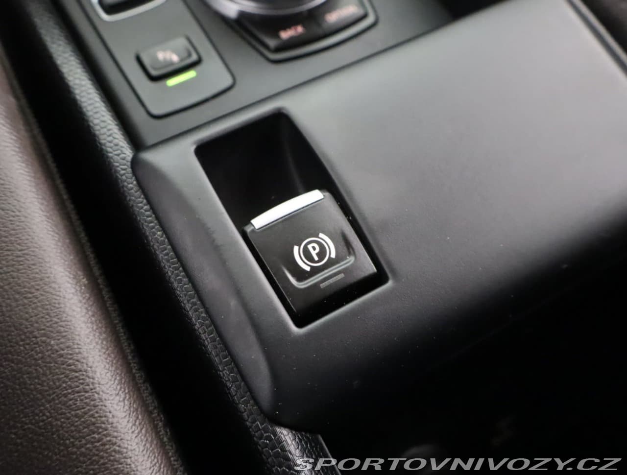2020 BMW i3 - 18