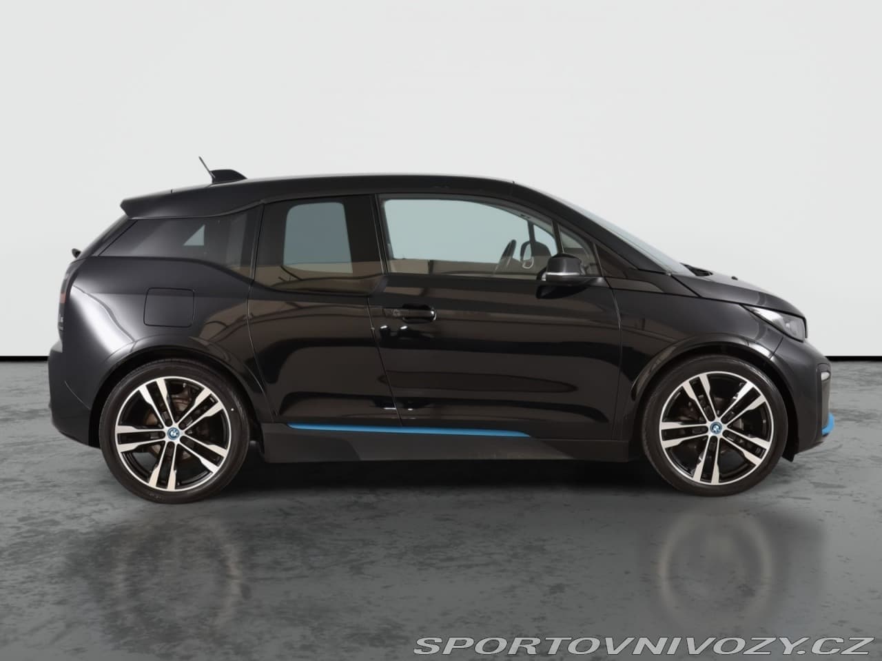 2020 BMW i3 - 6