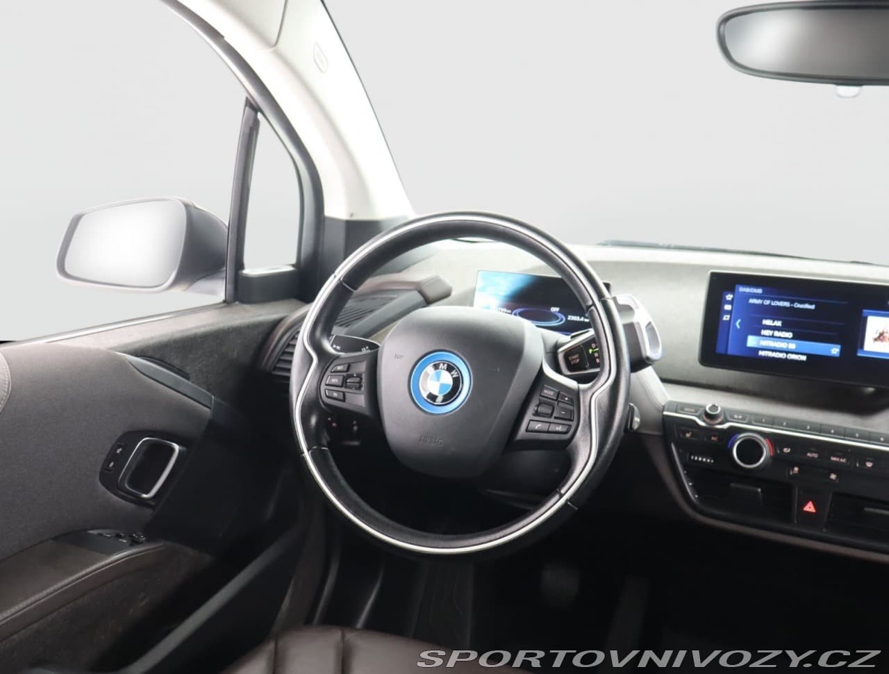 2020 BMW i3 - 7