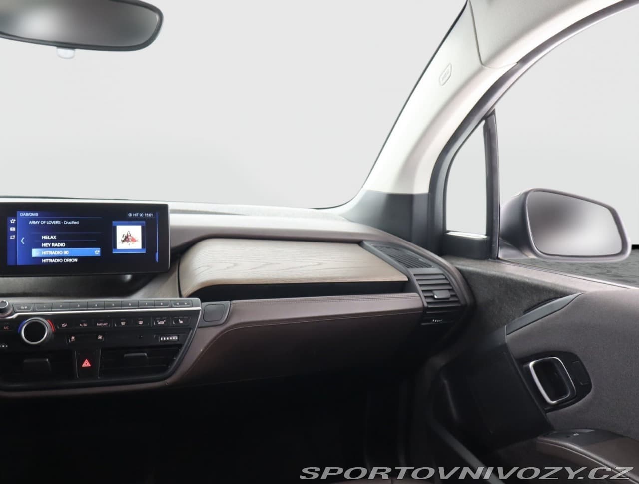 2020 BMW i3 - 8