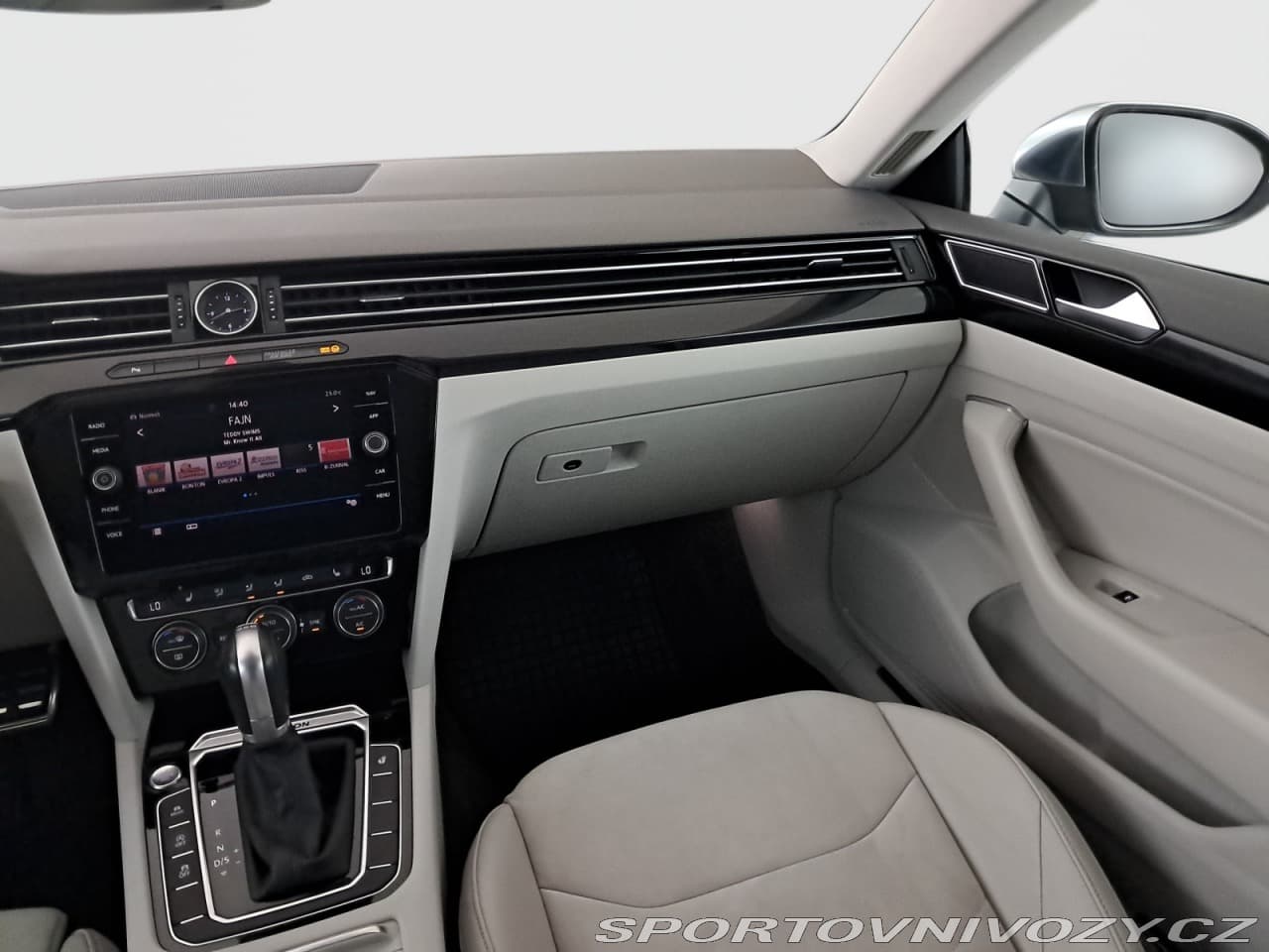 2017 Volkswagen ARTEON - 8