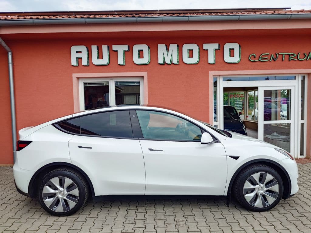 2022 Tesla MODEL Y - 2