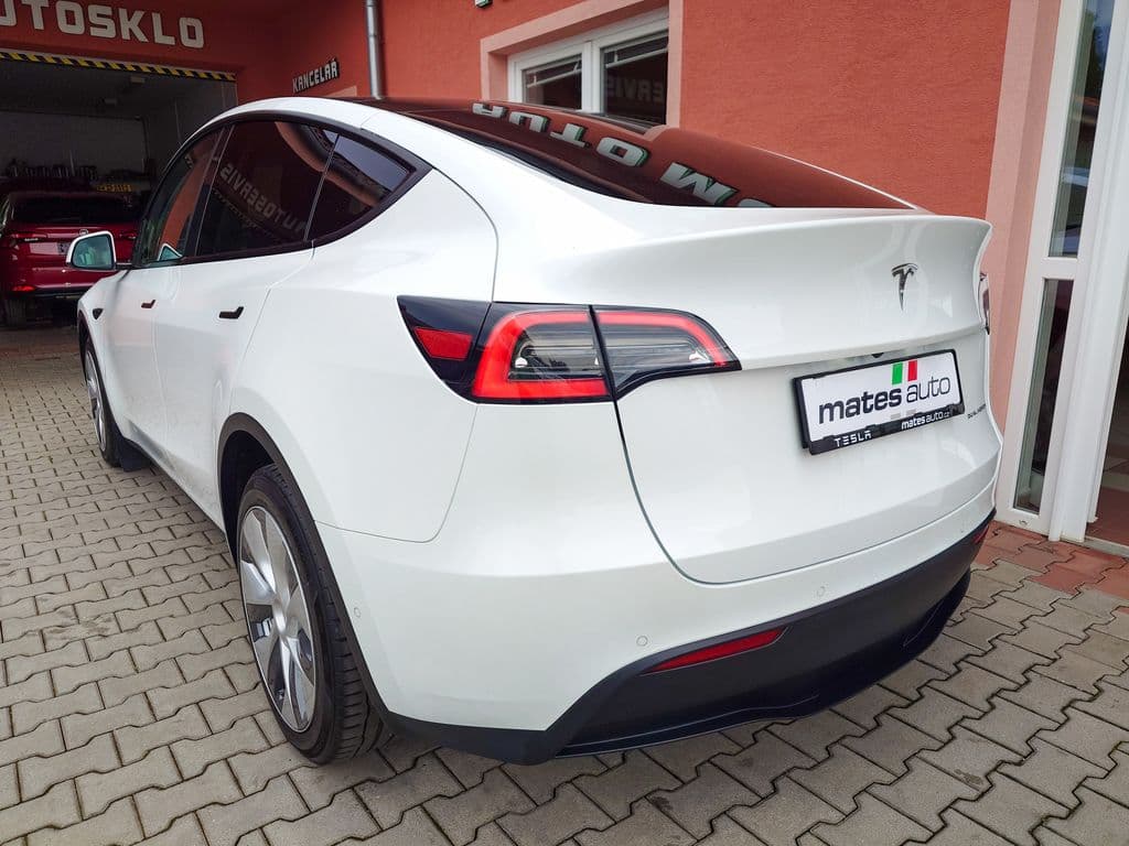 2022 Tesla MODEL Y - 4