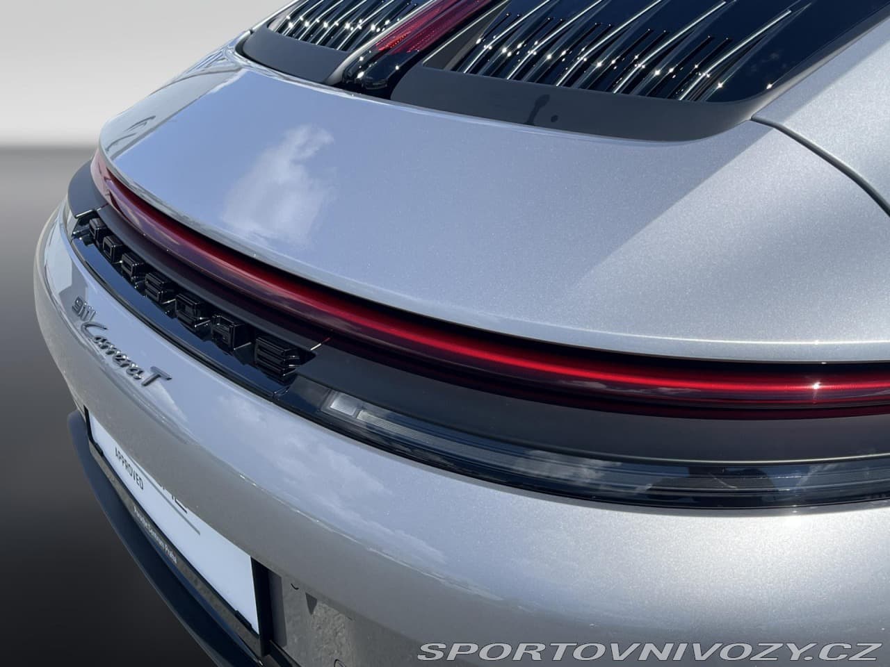 2025 Porsche 911 - 10