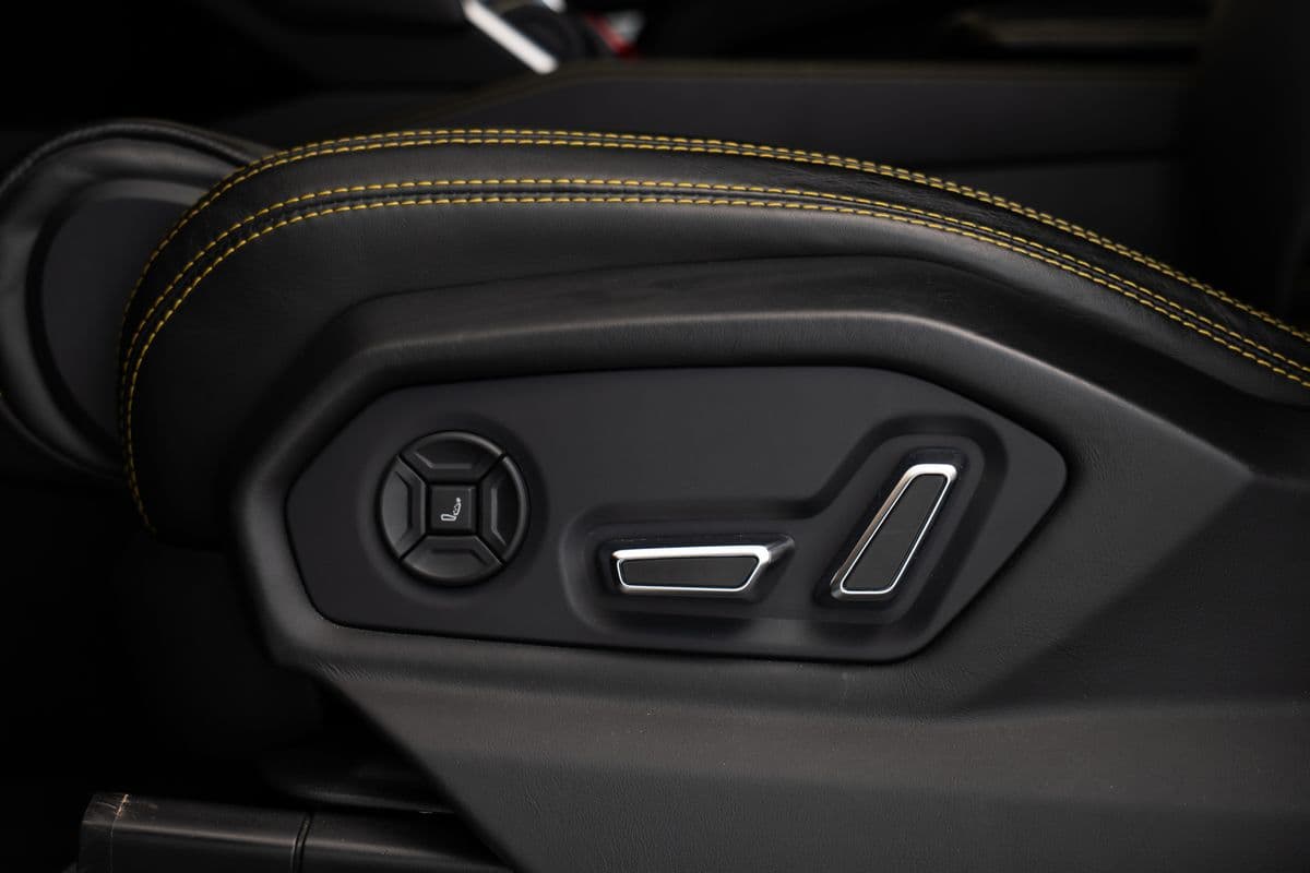 2019 Lamborghini URUS - 8