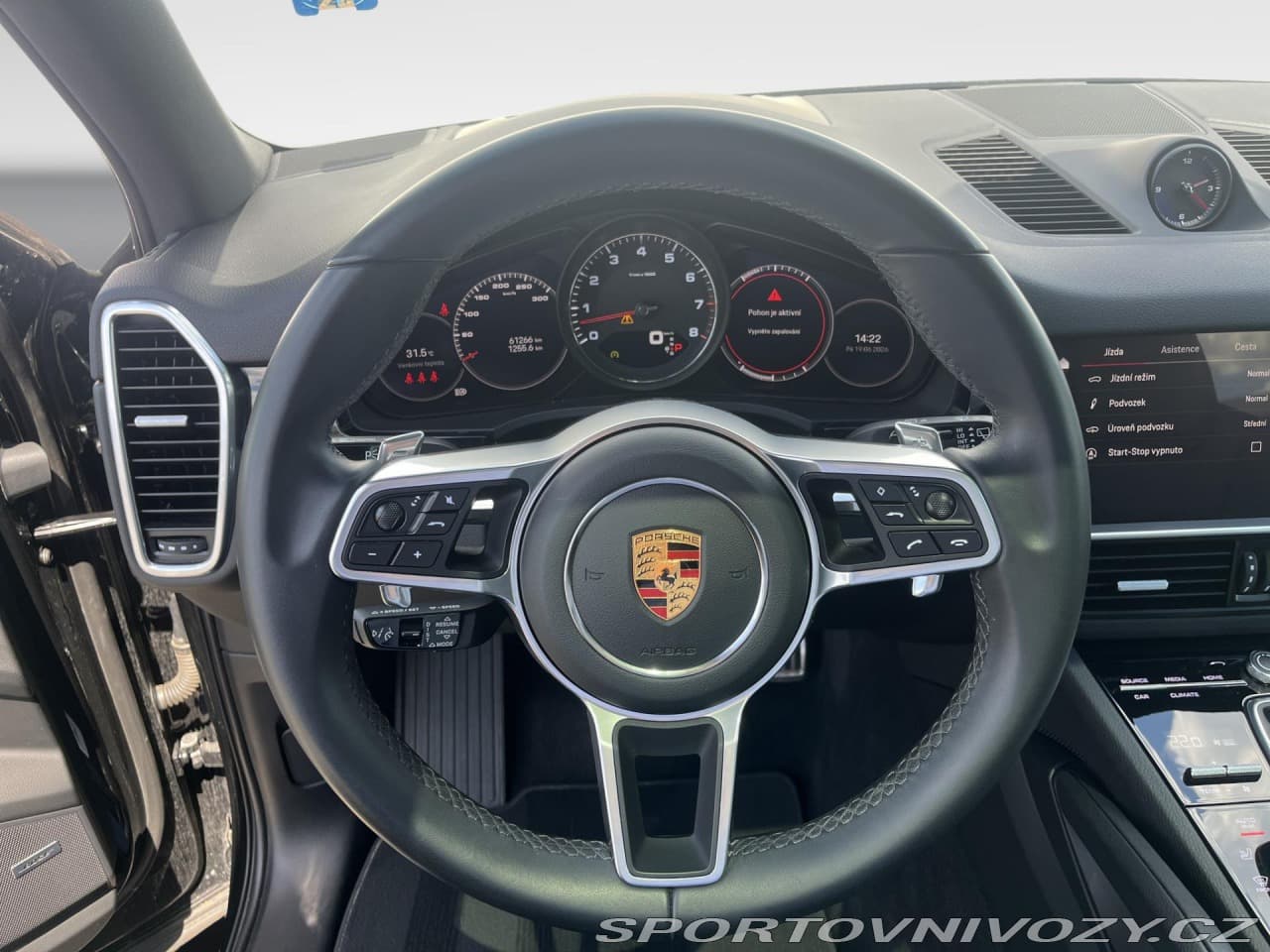 2023 Porsche CAYENNE - 17