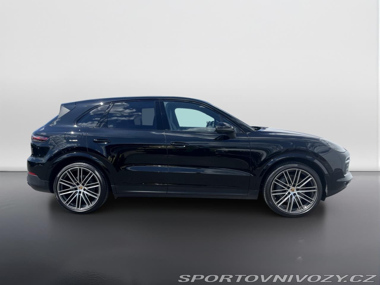 2023 Porsche CAYENNE - 6