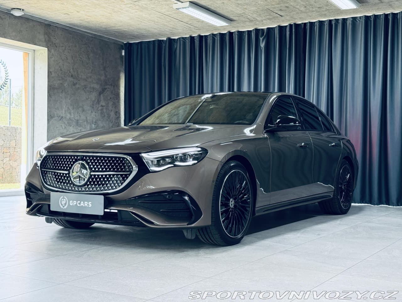 2025 Mercedes-Benz E-CLASS - 3