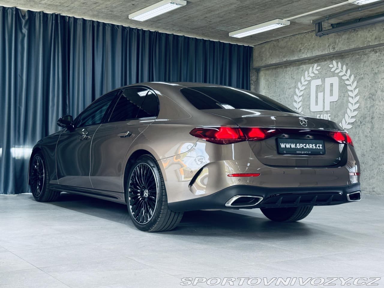 2025 Mercedes-Benz E-CLASS - 6