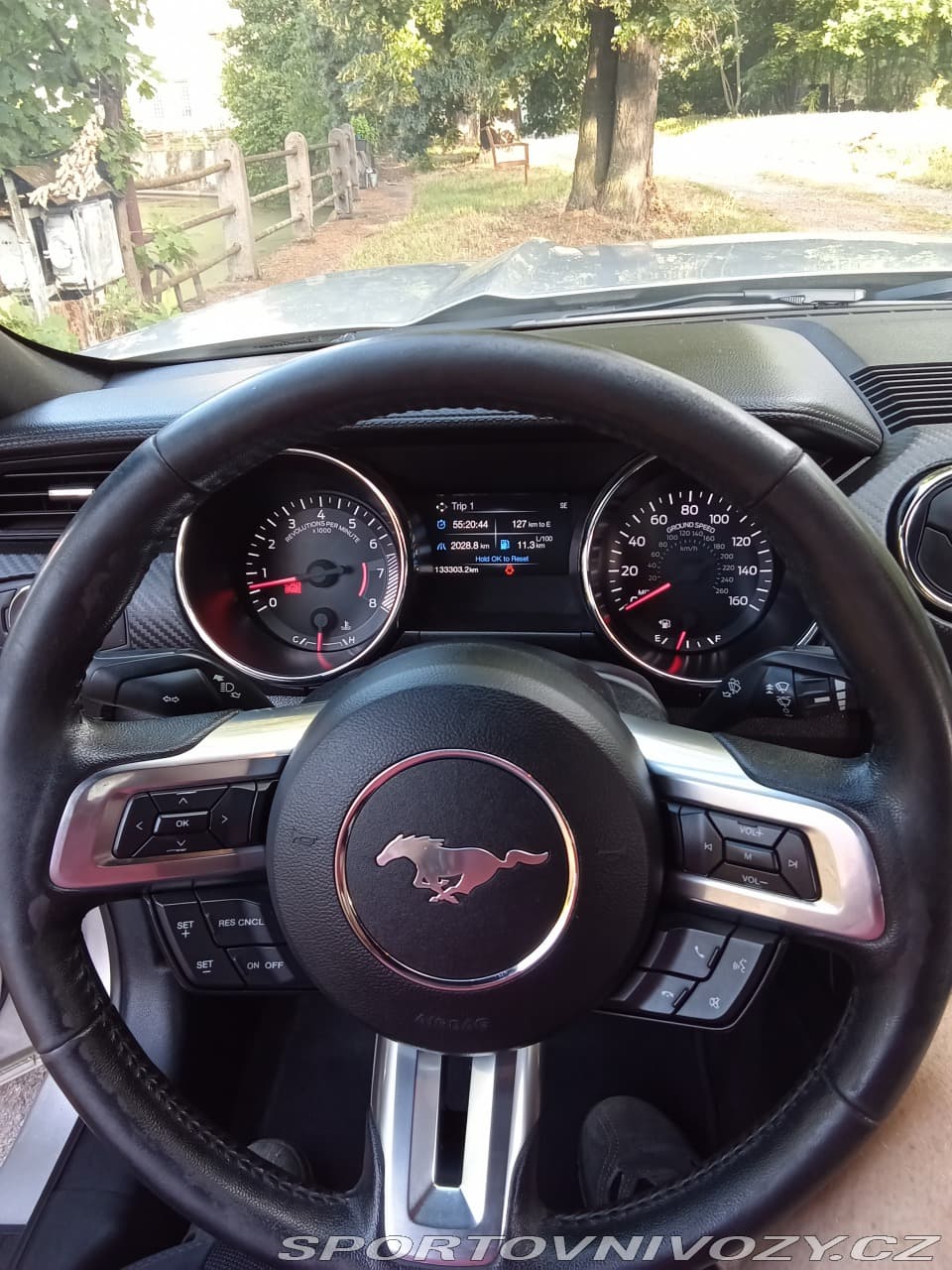 2017 Ford MUSTANG - 11