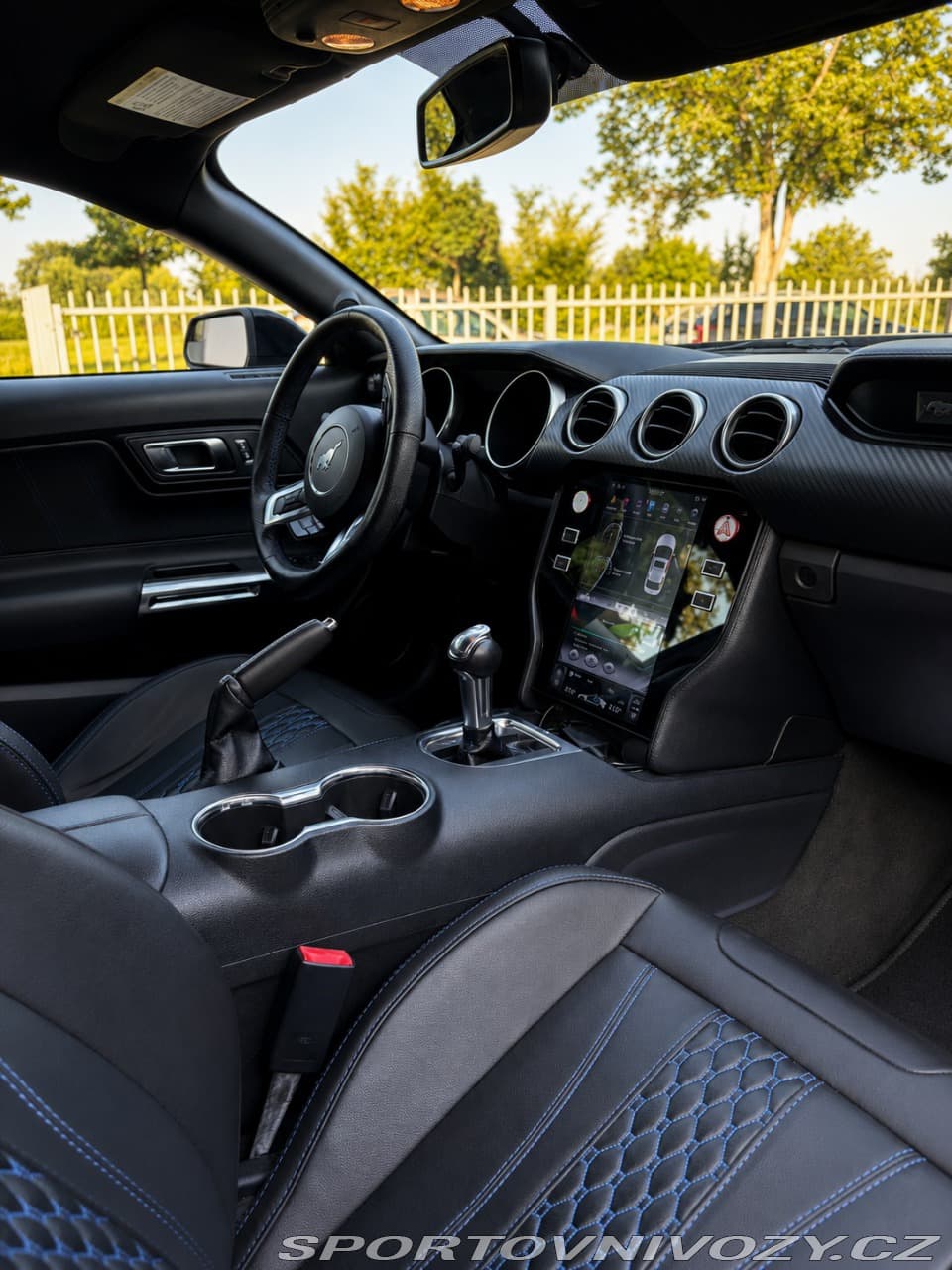 2018 Ford MUSTANG - 5