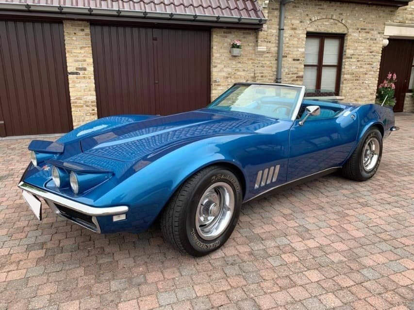 1968 Chevrolet CORVETTE - 2
