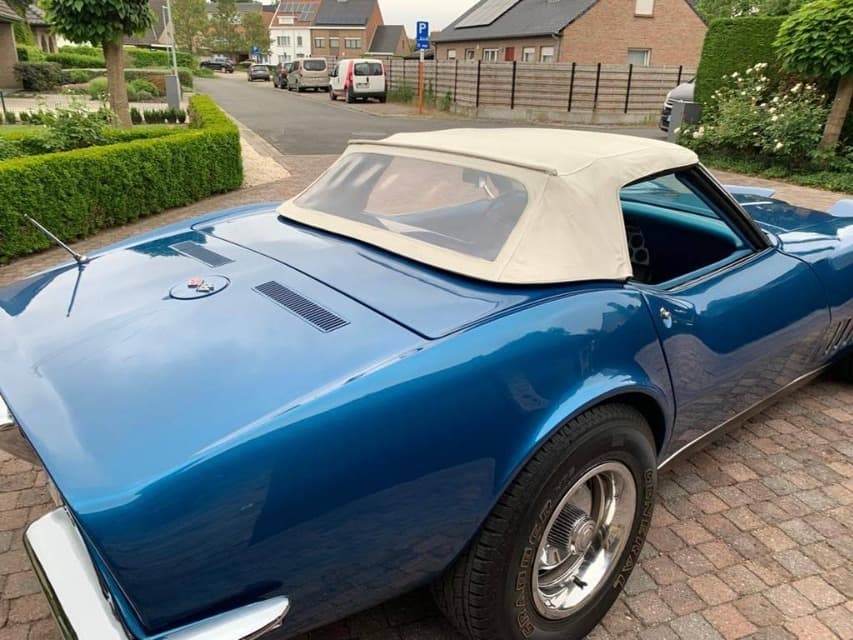 1968 Chevrolet CORVETTE - 8