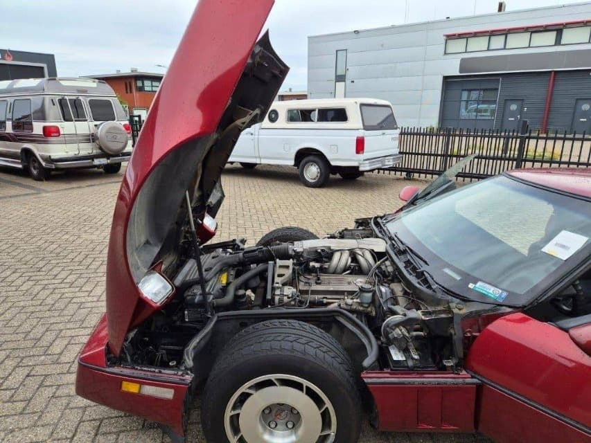 1987 Chevrolet CORVETTE - 13