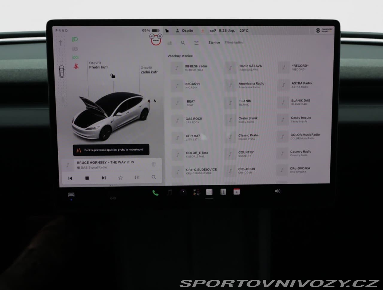 2025 Tesla MODEL 3 - 11