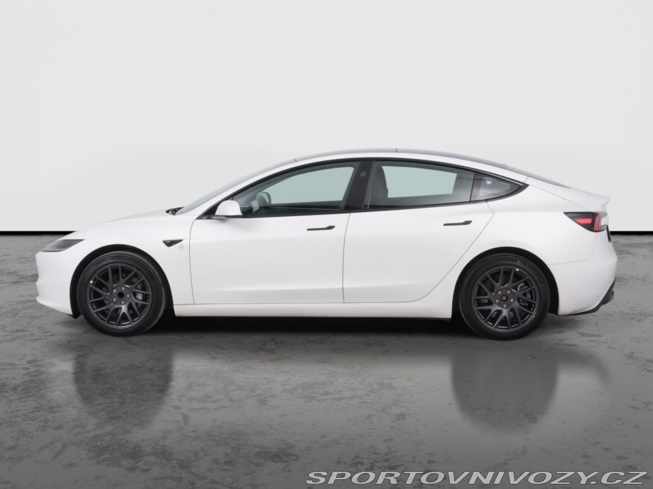 2025 Tesla MODEL 3 - 3