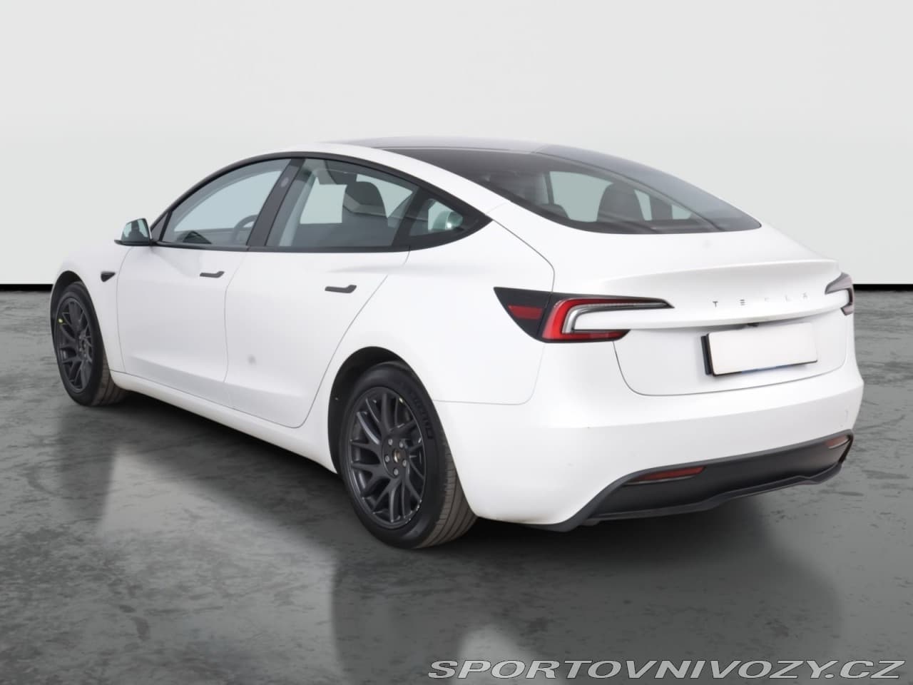 2025 Tesla MODEL 3 - 4