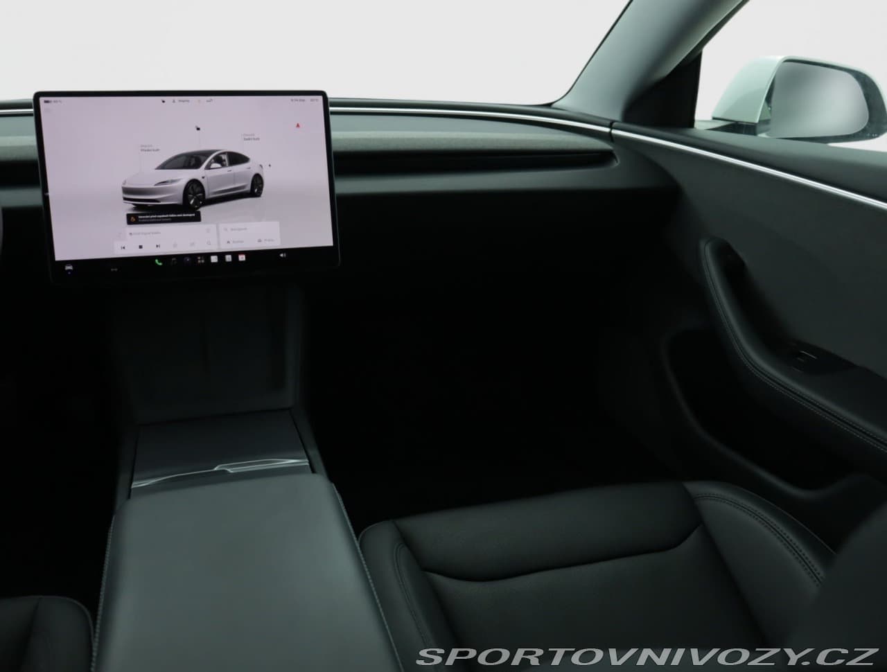 2025 Tesla MODEL 3 - 8