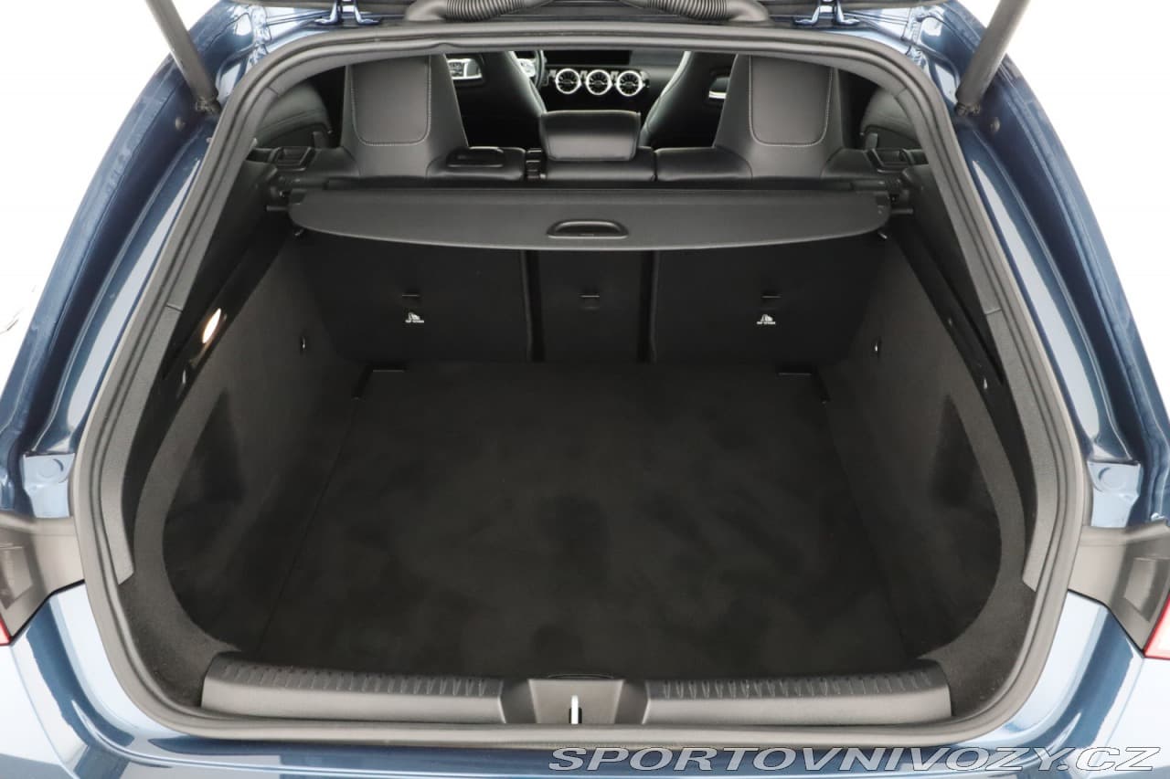 2022 Mercedes-Benz CLA - 11