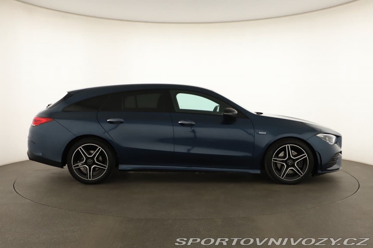 2022 Mercedes-Benz CLA - 6