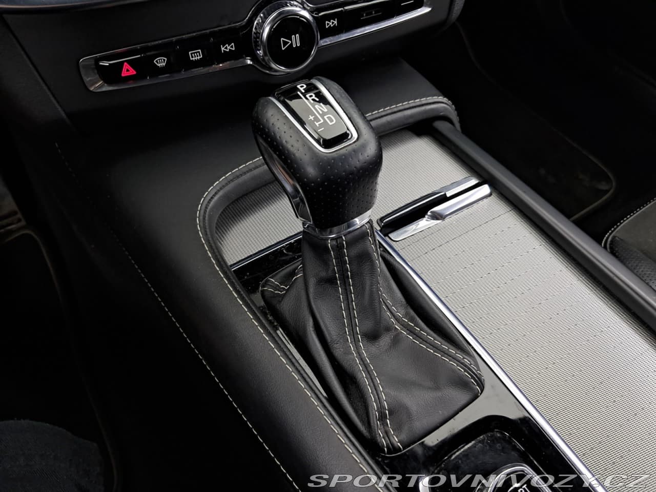 2019 Volvo V90 - 13