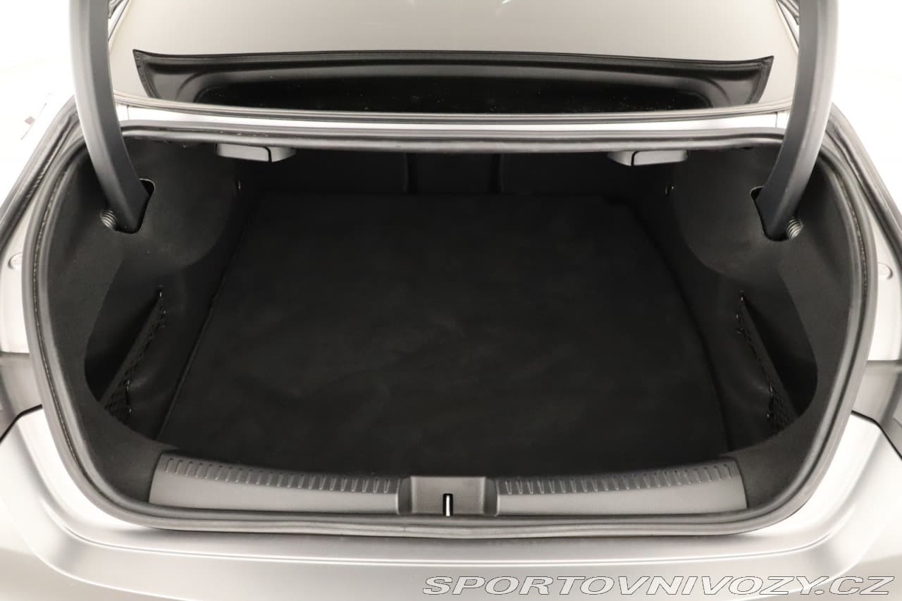 2022 Mercedes-Benz CLA - 11